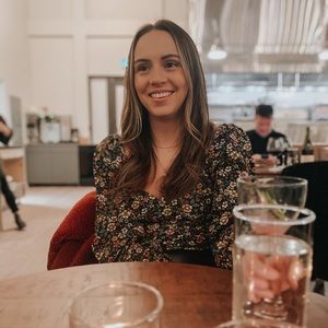 Meet your Posher, Emily